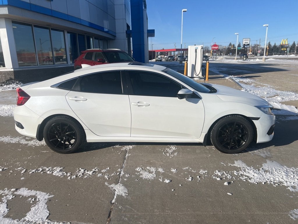 2018 Honda Civic EX-T's photo