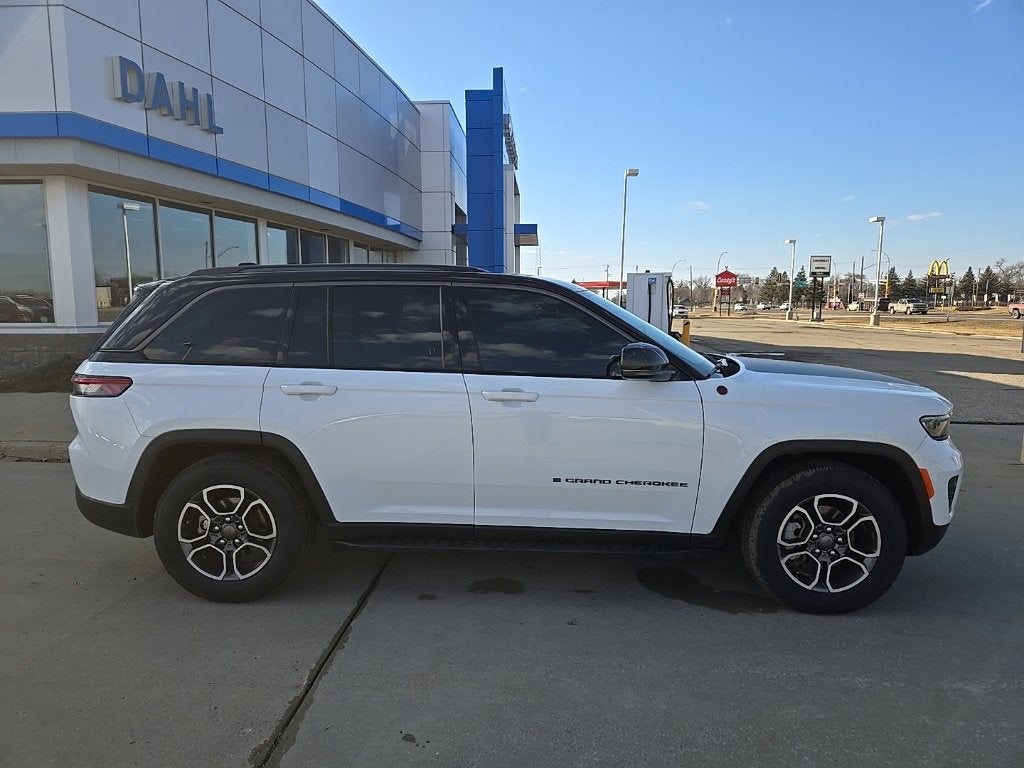 2022 Jeep Grand Cherokee Trailhawk