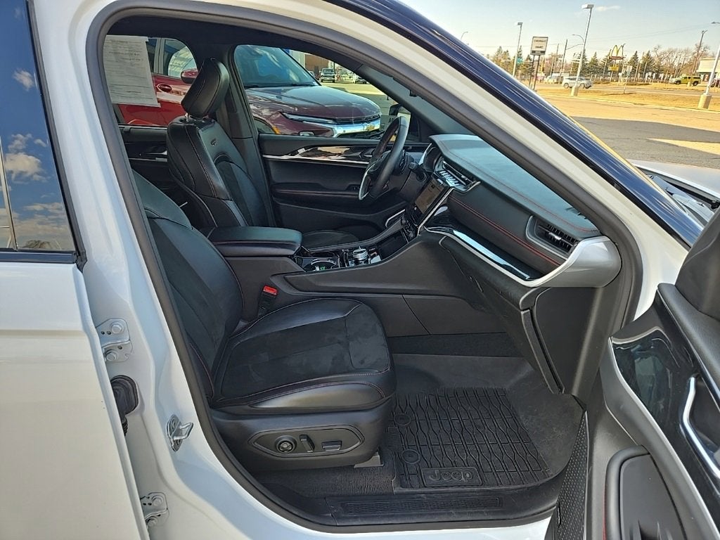 2022 Jeep Grand Cherokee Trailhawk