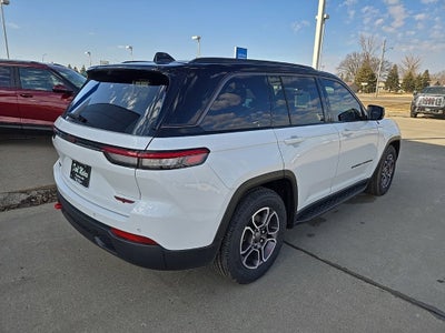 2022 Jeep Grand Cherokee Trailhawk