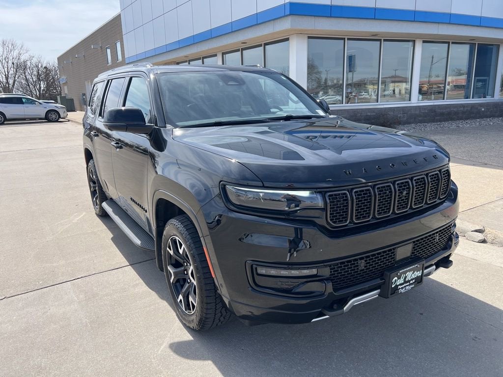 Used 2025 Jeep Wagoneer Series II with VIN 1C4SJVBP8SS521486 for sale in Pipestone, Minnesota