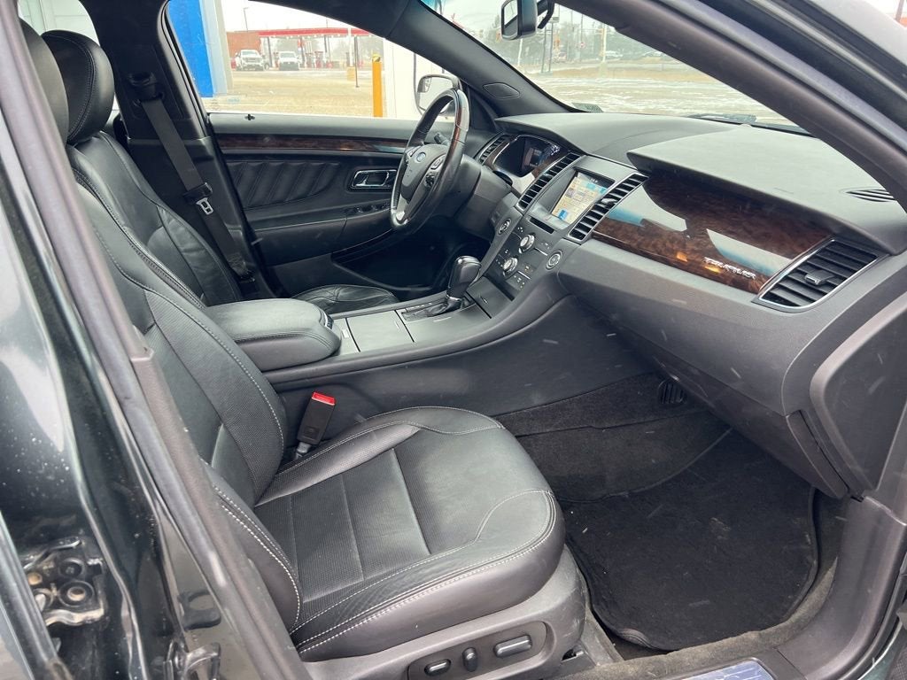 2016 Ford Taurus Limited