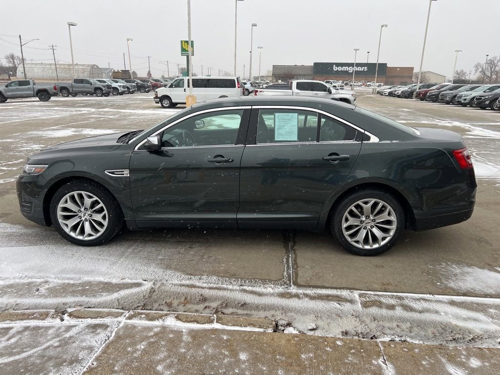 2016 Ford Taurus Limited