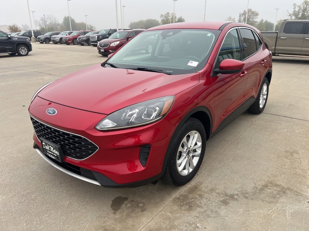 2020 Ford Escape SE