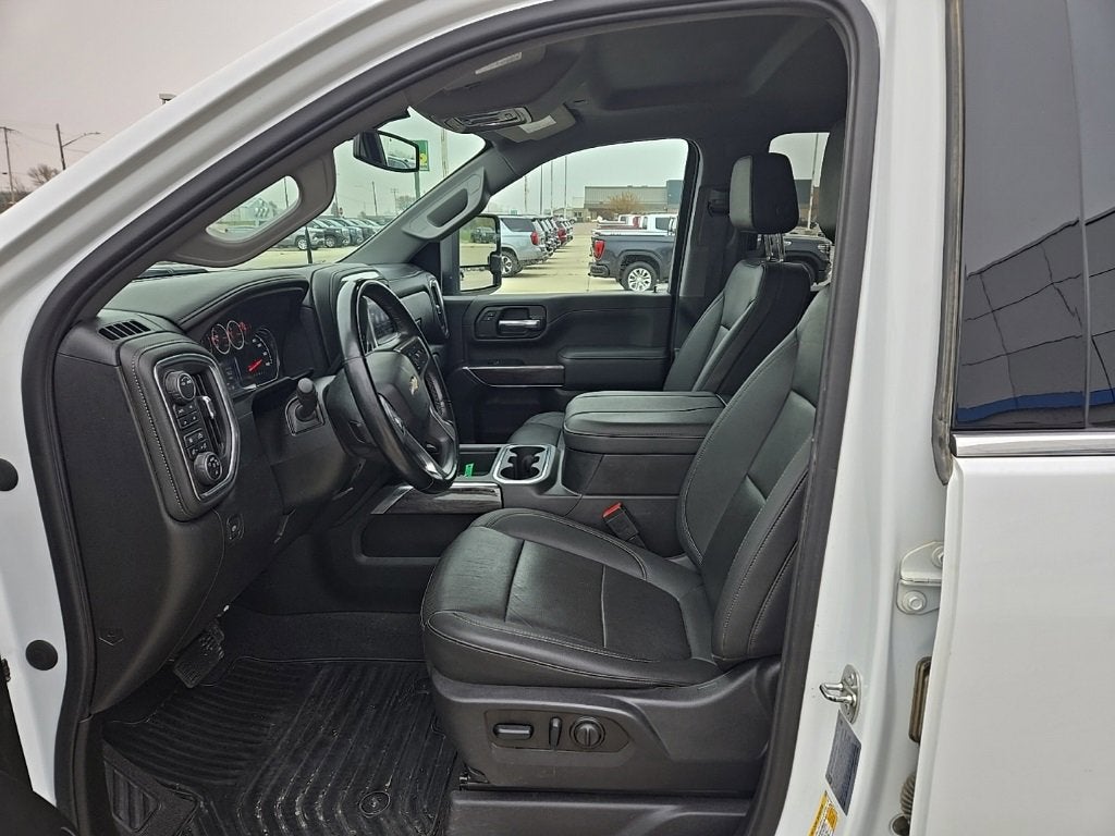 2023 Chevrolet Silverado 3500 HD LTZ