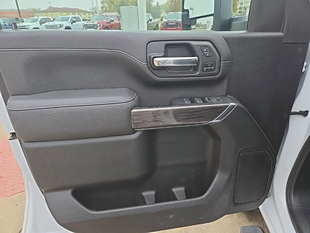 2023 Chevrolet Silverado 3500 HD LTZ