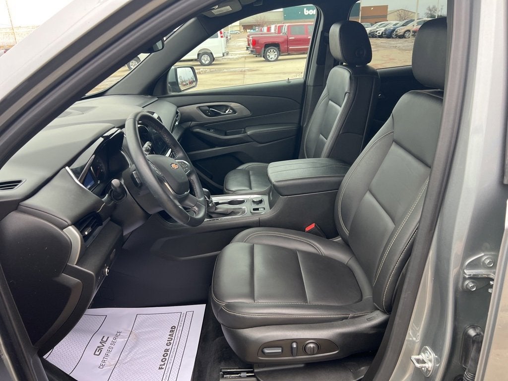 2024 Chevrolet Traverse Limited LT Leather