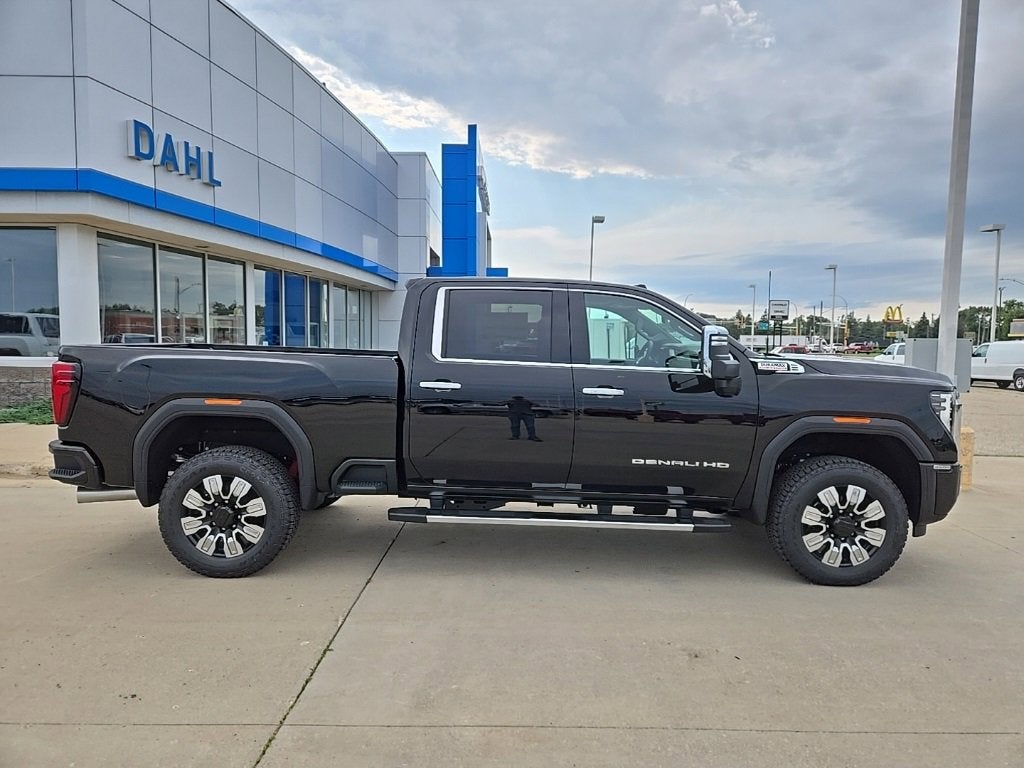 2025 GMC Sierra 3500 HD Denali