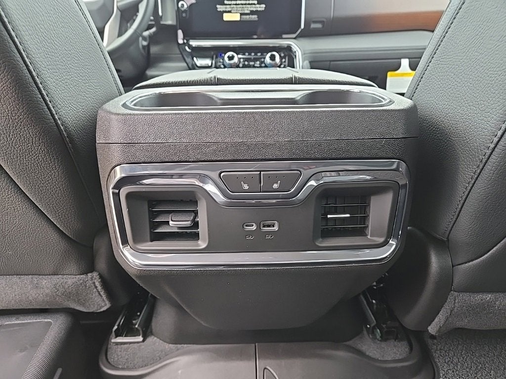 2025 GMC Sierra 3500 HD Denali