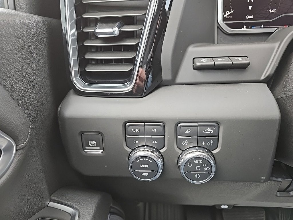 2025 GMC Sierra 3500 HD Denali