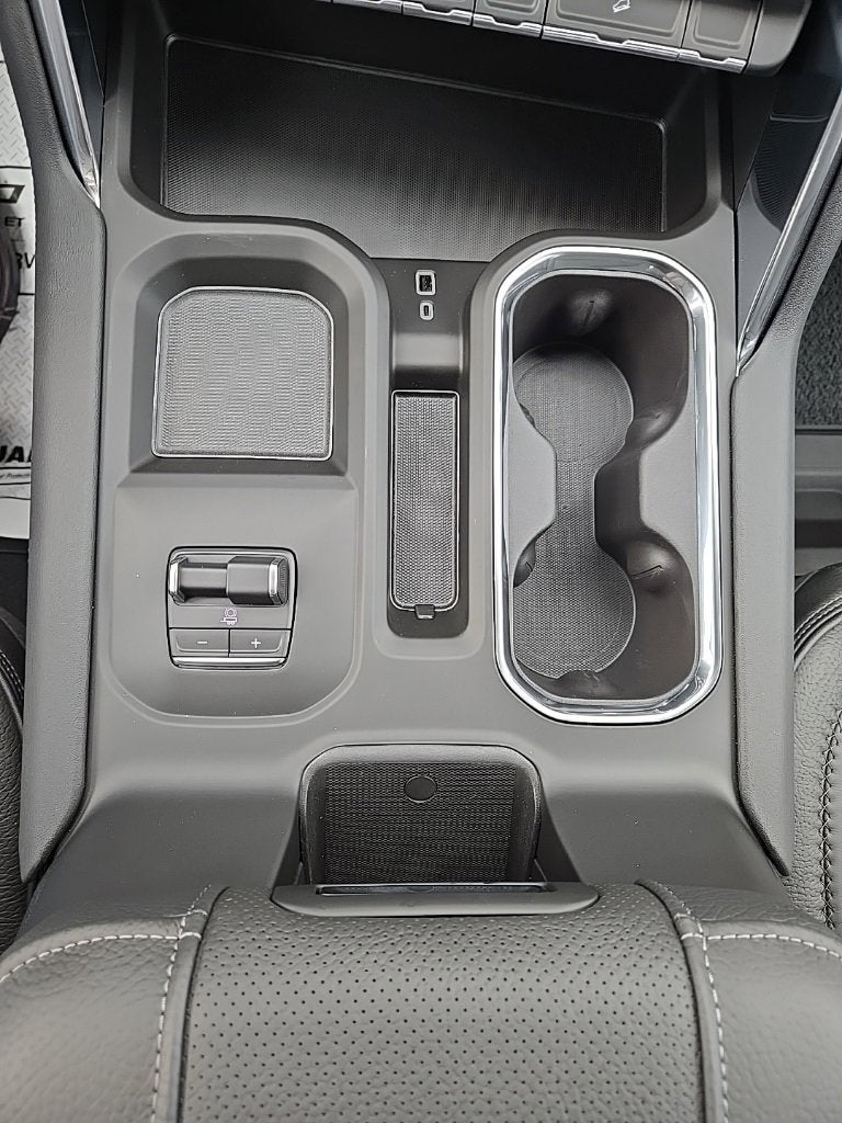 2025 GMC Sierra 3500 HD Denali