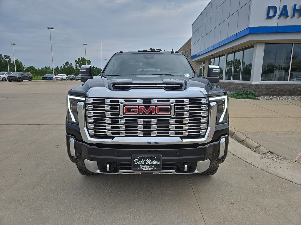 2025 GMC Sierra 3500 HD Denali