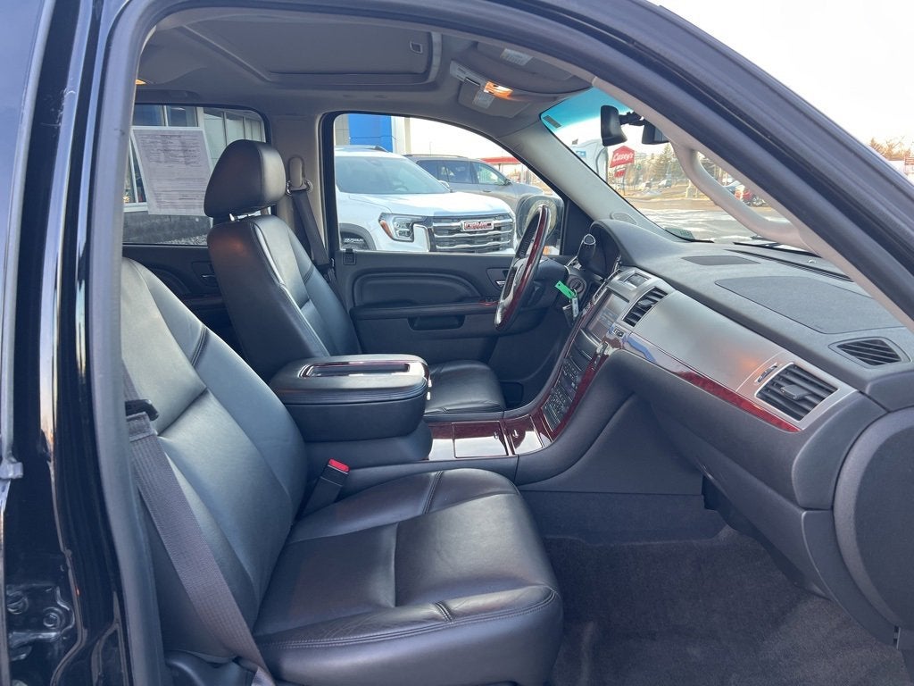 2014 Cadillac Escalade Luxury