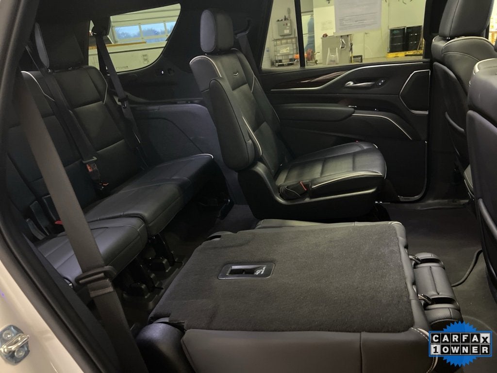 2022 Cadillac Escalade Premium Luxury