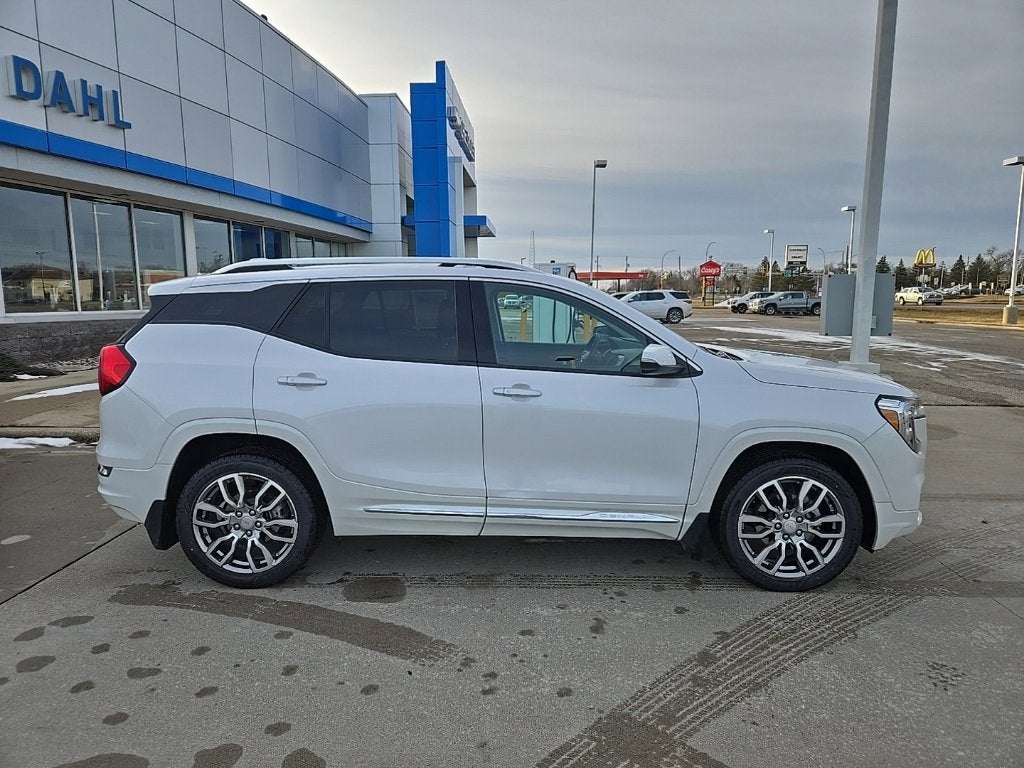 2023 GMC Terrain Denali