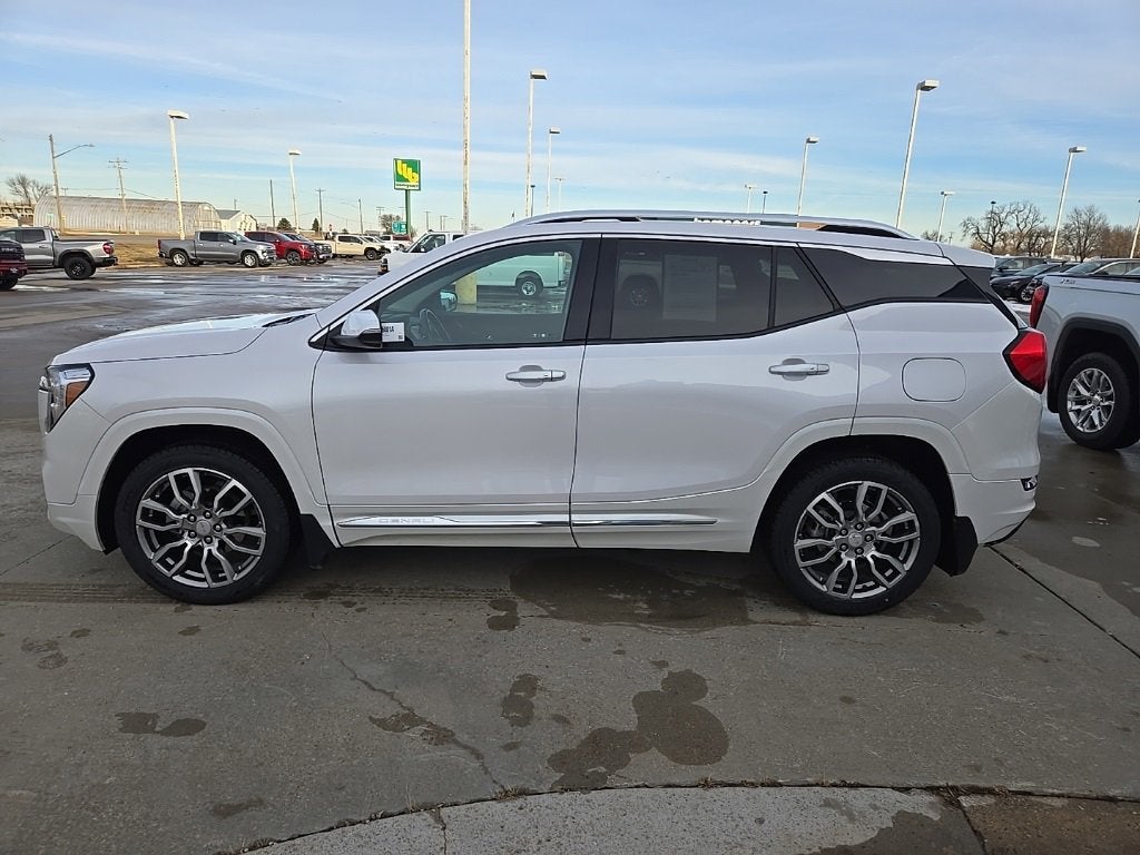 2023 GMC Terrain Denali