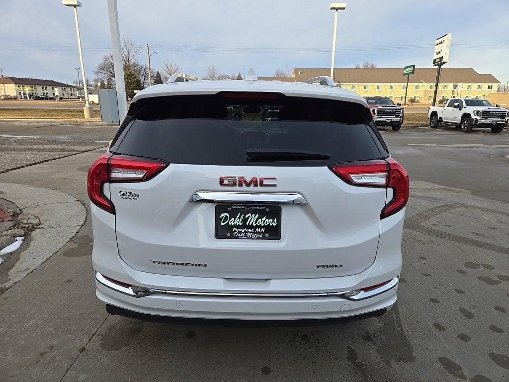 2023 GMC Terrain Denali