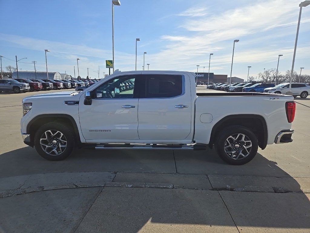 2023 GMC Sierra 1500 SLT
