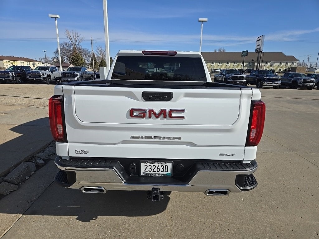 2023 GMC Sierra 1500 SLT