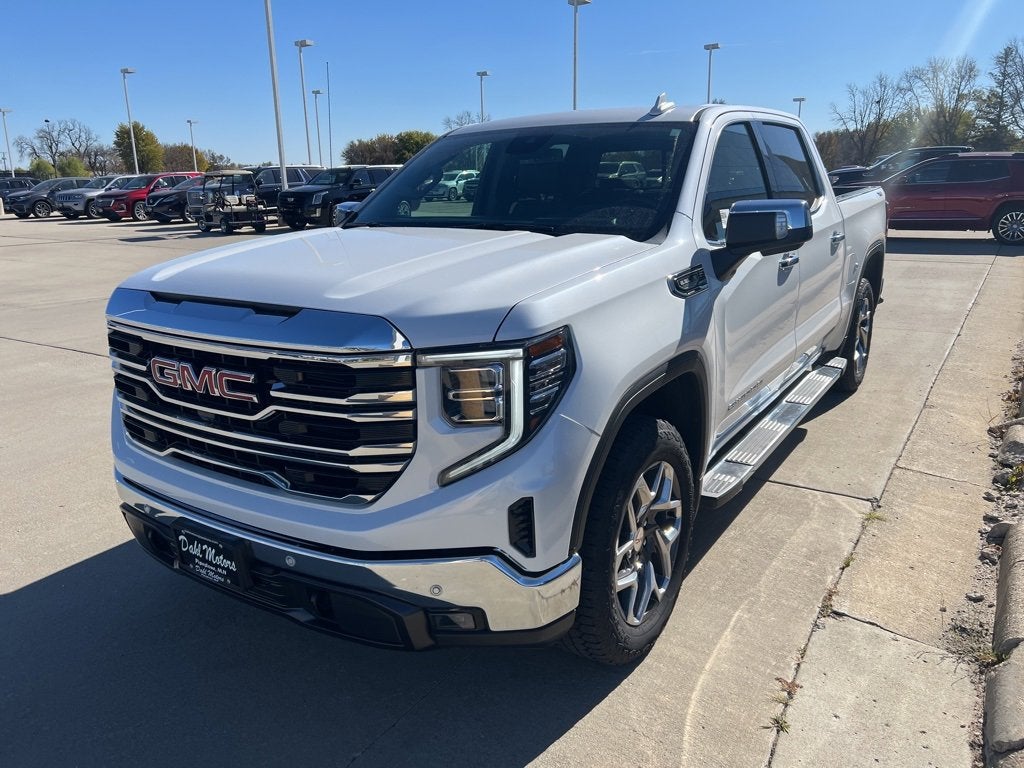 2024 GMC Sierra 1500 SLT
