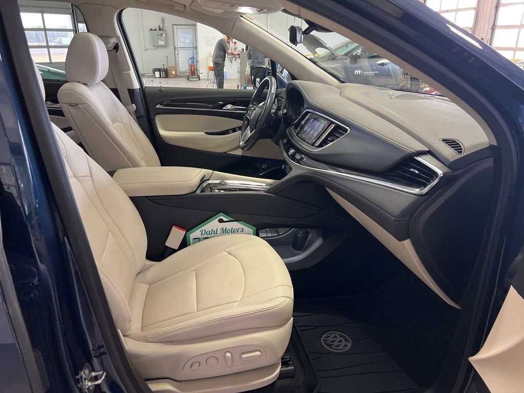 2022 Buick Enclave Premium