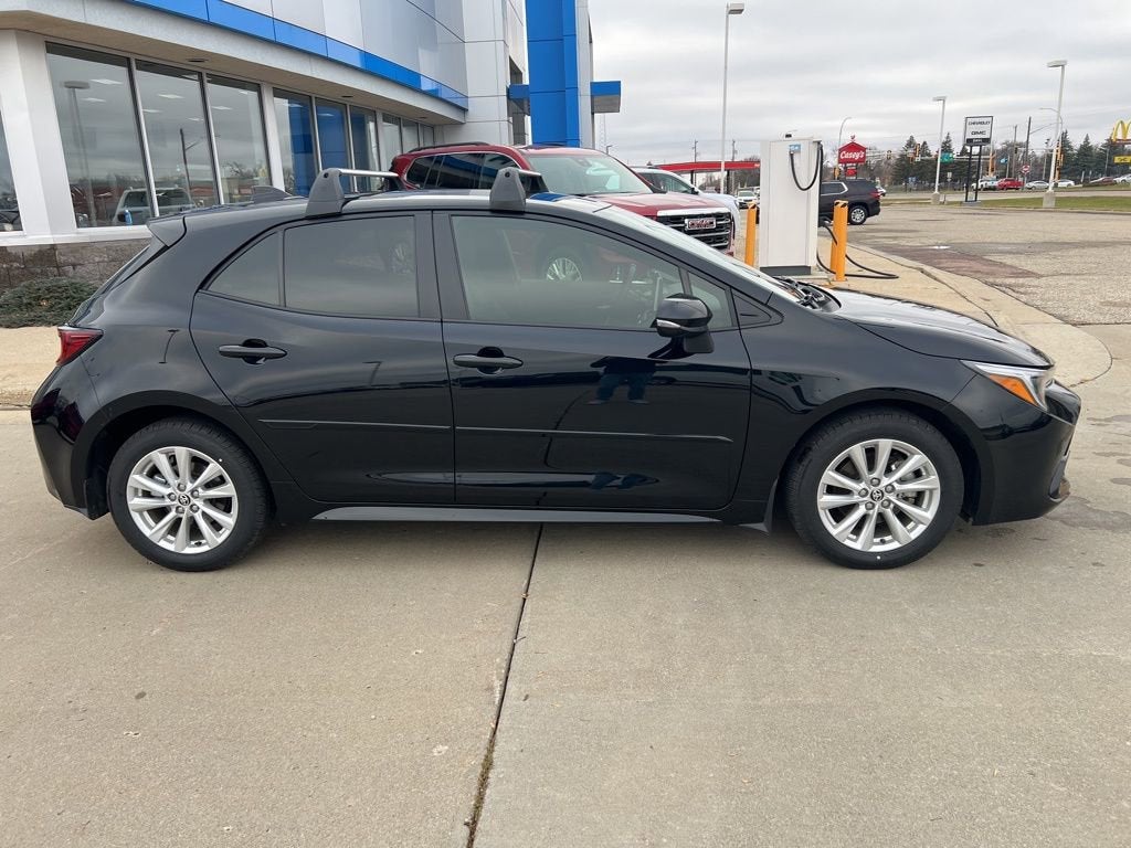 2024 Toyota Corolla Hatchback SE