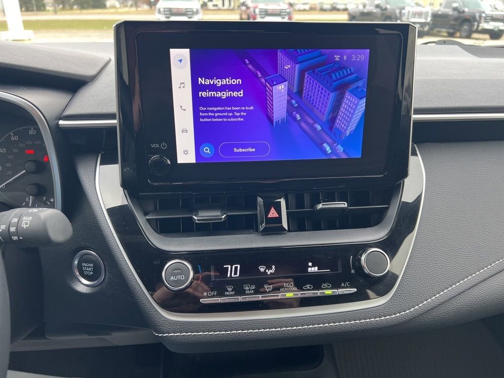 2024 Toyota Corolla Hatchback SE