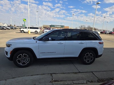 2022 Jeep Grand Cherokee Trailhawk