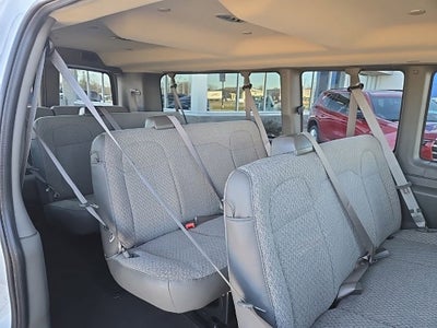 2025 Chevrolet Express Passenger 1LT