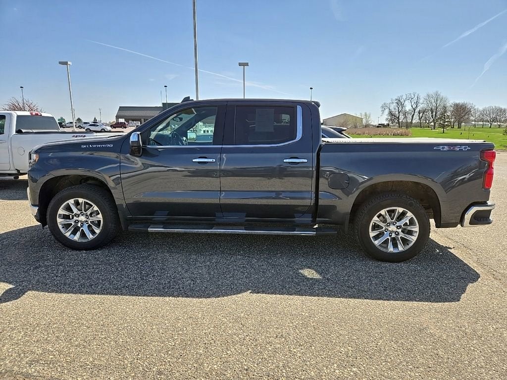 Used 2021 Chevrolet Silverado 1500 LTZ with VIN 1GCUYGED3MZ125221 for sale in Pipestone, Minnesota