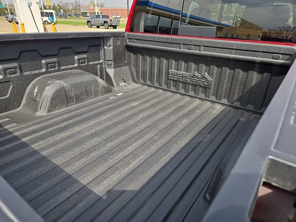 2022 Chevrolet Silverado 1500 LTD High Country