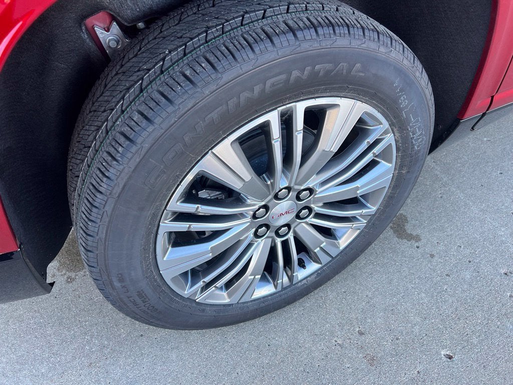 2027 GMC Acadia Denali