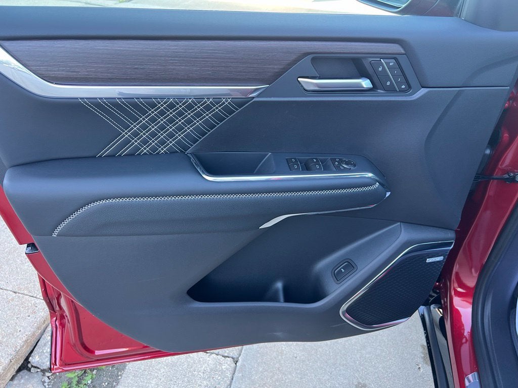 2027 GMC Acadia Denali