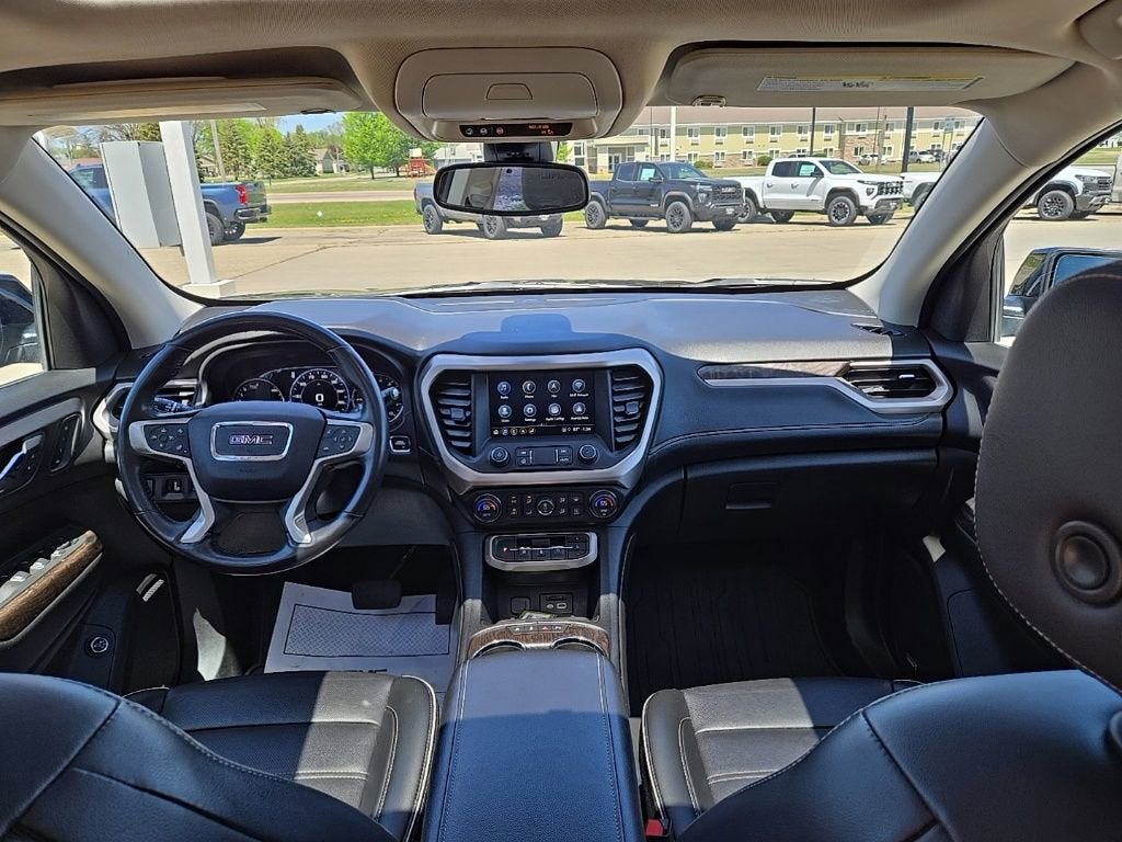 2021 GMC Acadia Denali