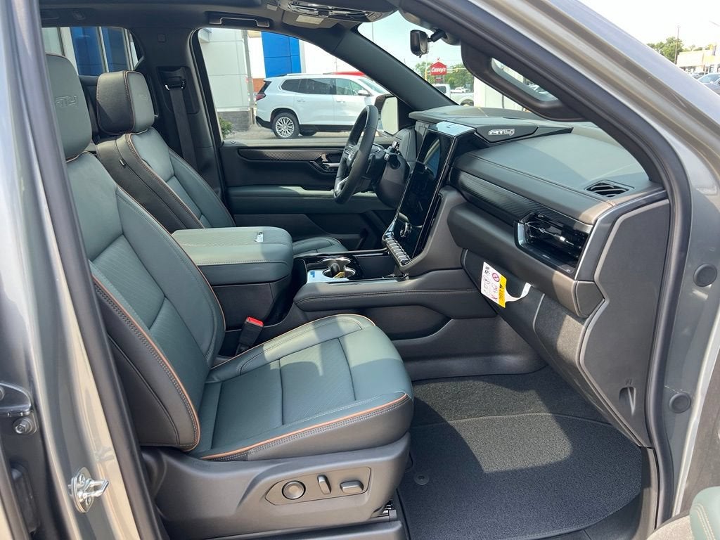 2026 GMC Yukon AT4 - Photo 16