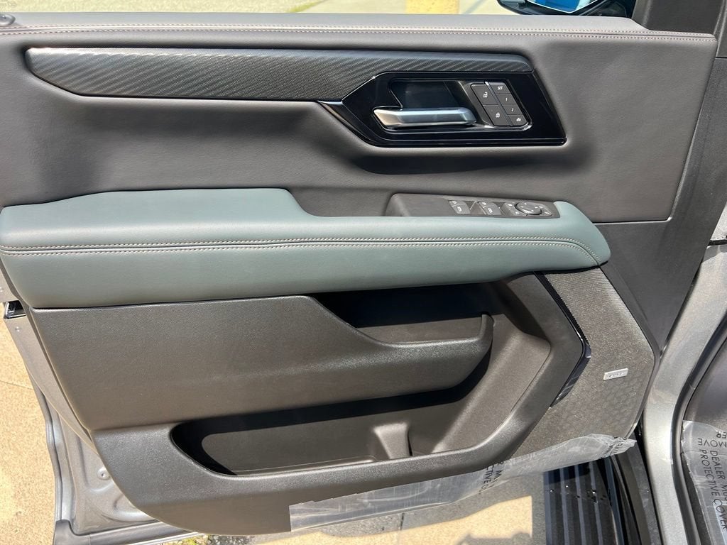 2026 GMC Yukon AT4 - Photo 25
