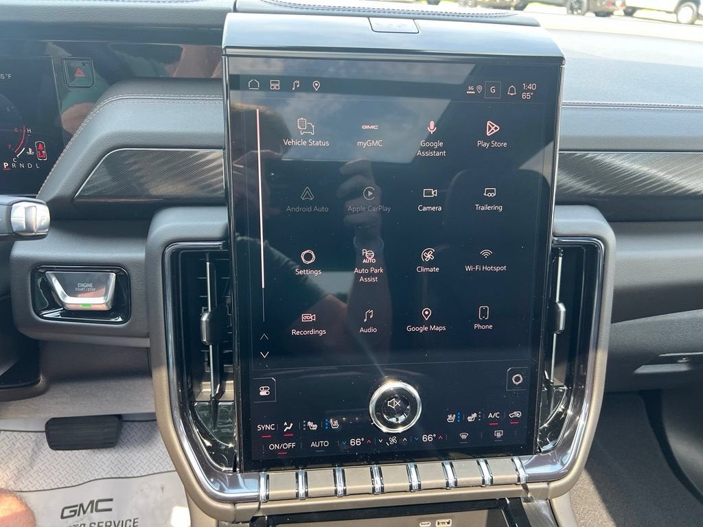 2026 GMC Yukon AT4 - Photo 35