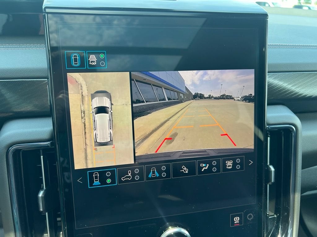 2026 GMC Yukon AT4 - Photo 36