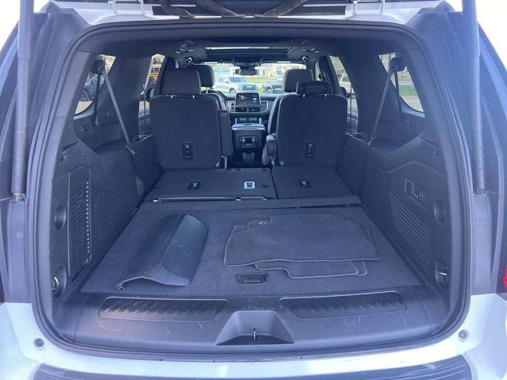 2024 GMC Yukon XL SLT