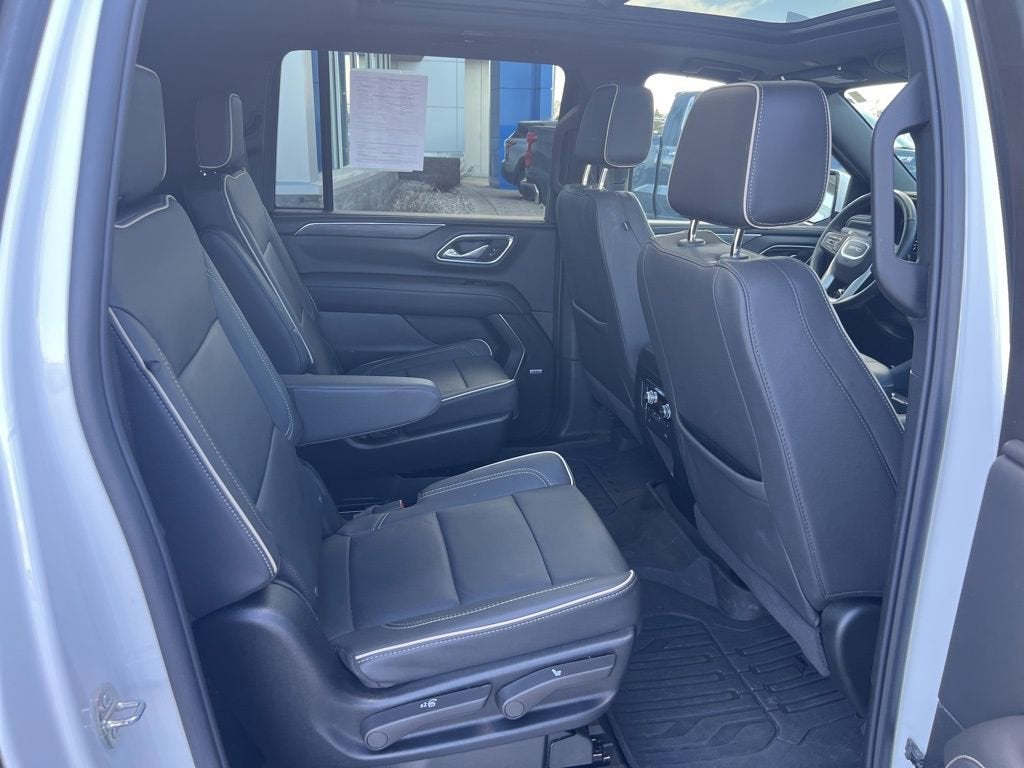 2024 GMC Yukon XL SLT