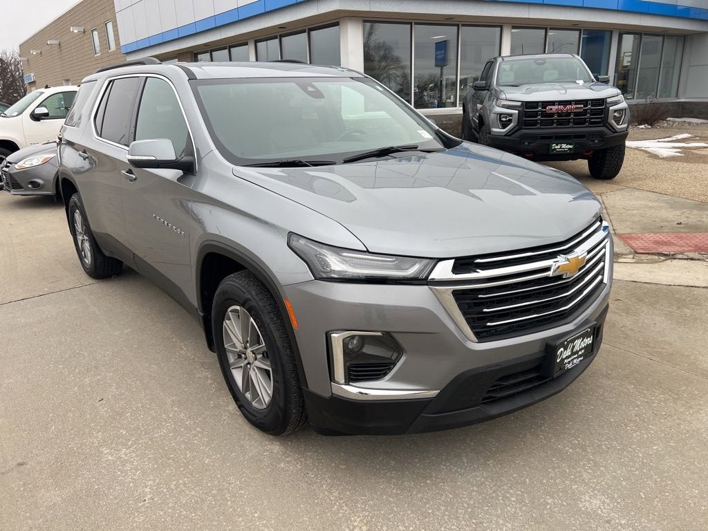 Used 2024 Chevrolet Traverse Limited 3LT with VIN 1GNETWKW9RJ137762 for sale in Pipestone, Minnesota