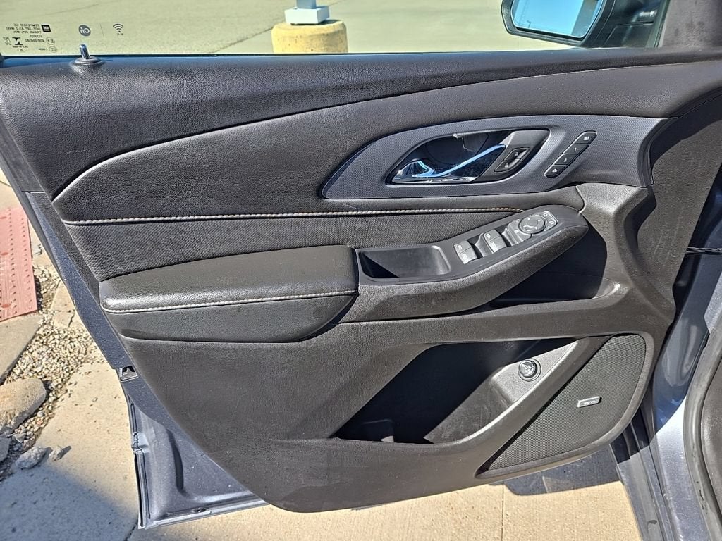 2021 Chevrolet Traverse Premier