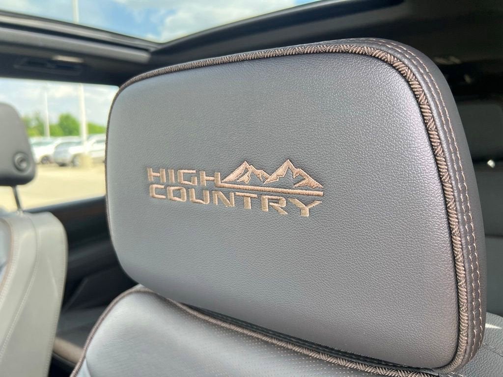 2024 Chevrolet Suburban High Country