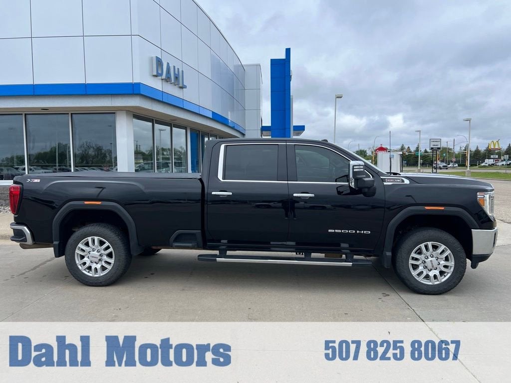 2021 GMC Sierra 4WD Crew Cab Standard Box SLT's photo