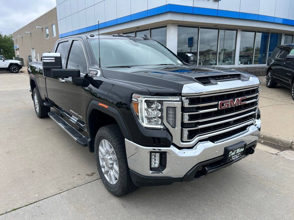 Used 2021 GMC Sierra 2500HD SLT with VIN 1GT49NE7XMF261830 for sale in Pipestone, Minnesota