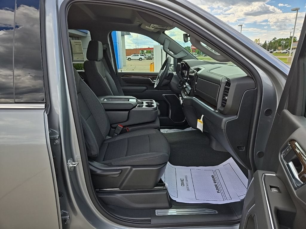 2026 GMC Sierra 3500 HD SLE