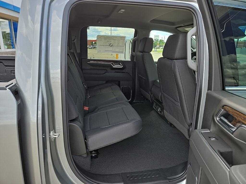 2026 GMC Sierra 3500 HD SLE