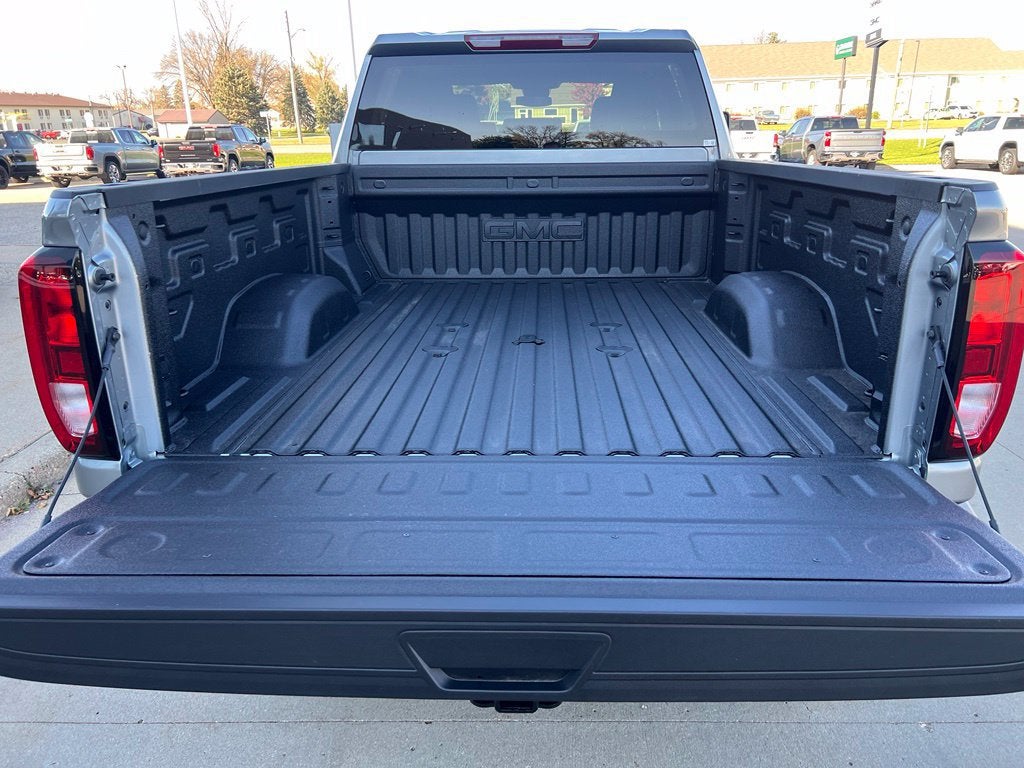 2026 GMC Sierra 3500HD SLE - Photo 13