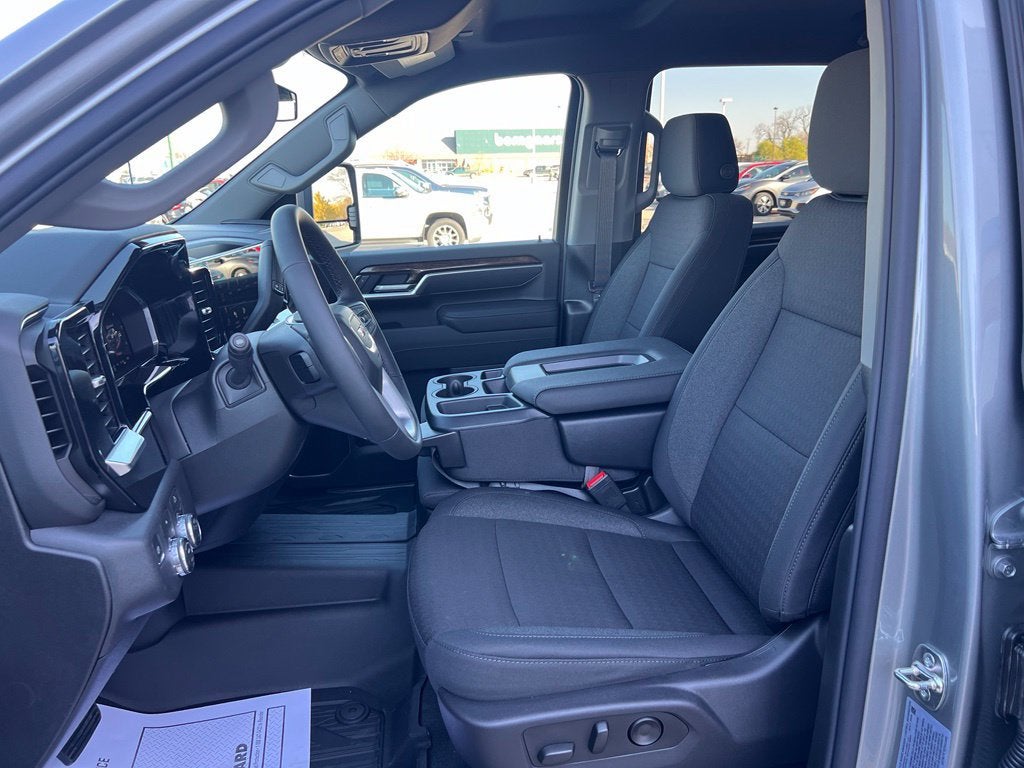 2026 GMC Sierra 3500HD SLE - Photo 19