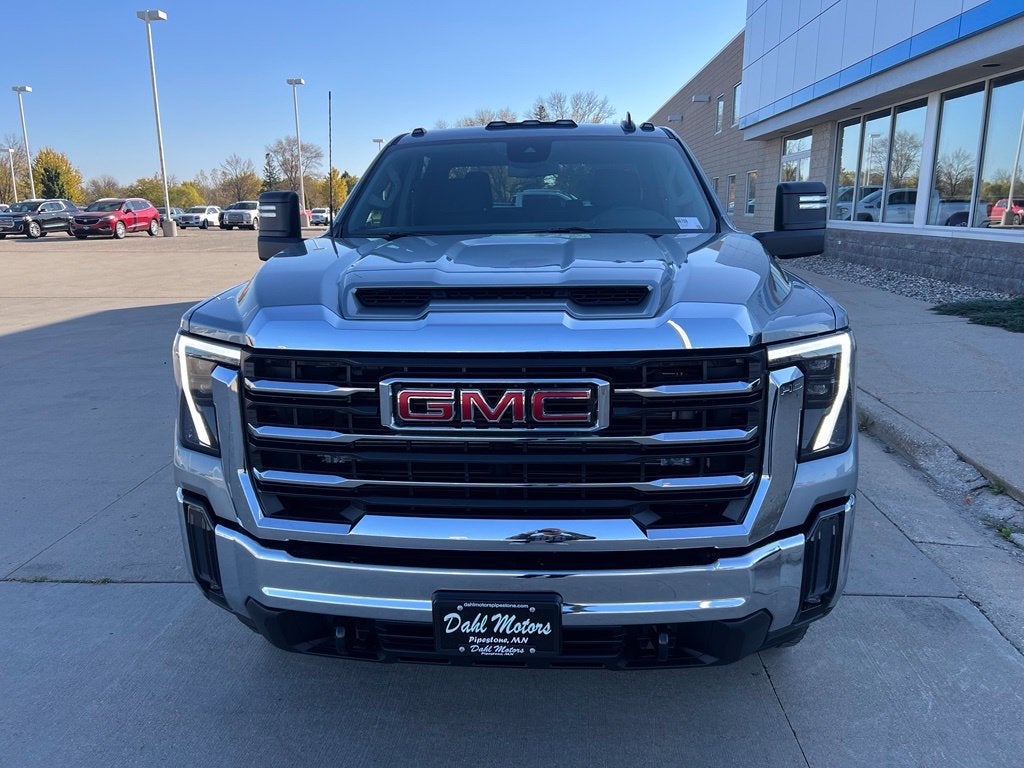 2026 GMC Sierra 3500HD SLE - Photo 3
